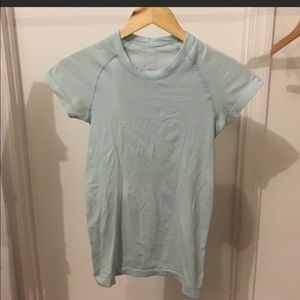 Lulu lemon size 4 light blue top